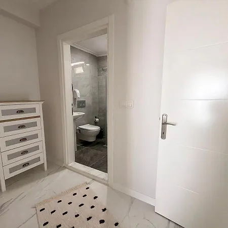 Villa Art Sapanca, Modern With Heated Pool *