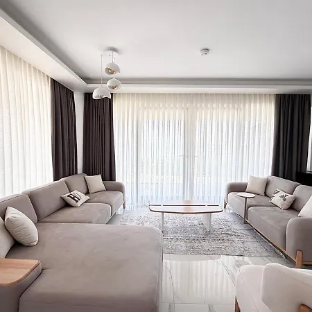 Villa Art Sapanca, Modern With Heated Pool *