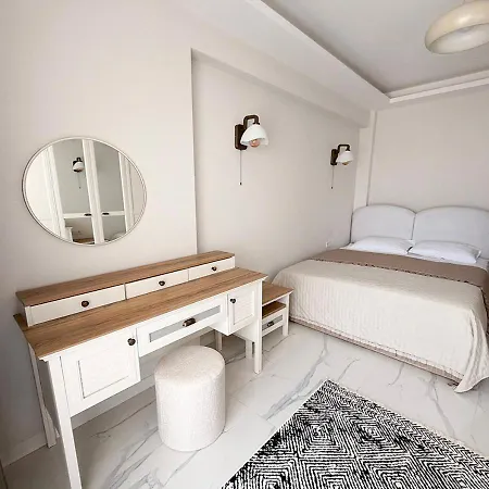 Art Sapanca, Modern With Heated Pool * Sapanca