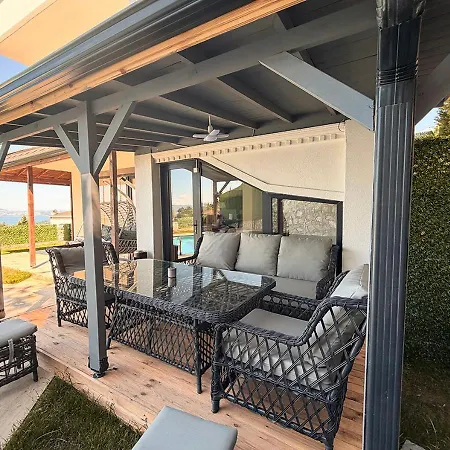Villa Art Sapanca, Modern With Heated Pool *