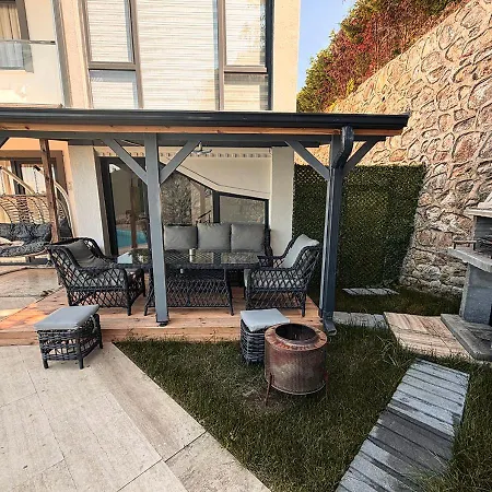 Art Sapanca, Modern With Heated Pool Villa Sapanca