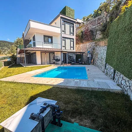 Villa Art Sapanca, Modern With Heated Pool *