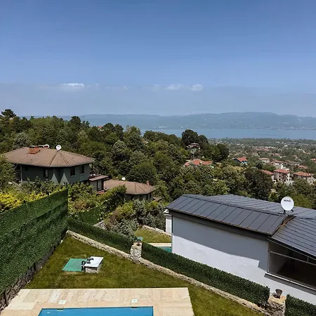 Art Sapanca, Modern With Heated Pool Villa